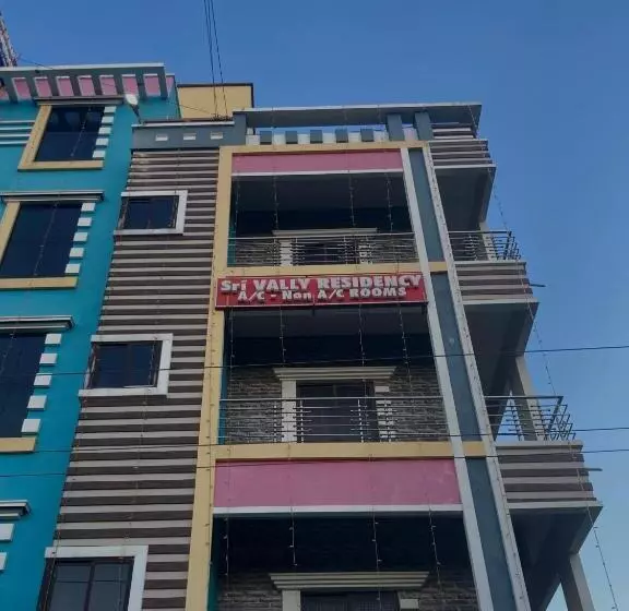 هتل Sri Vally Residency