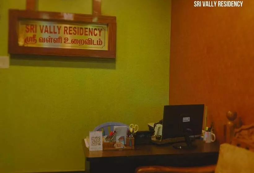 هتل Sri Vally Residency