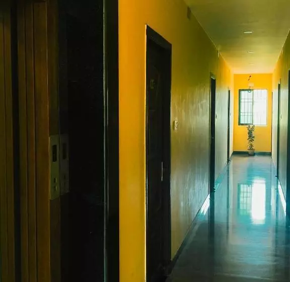 هتل Sri Vally Residency