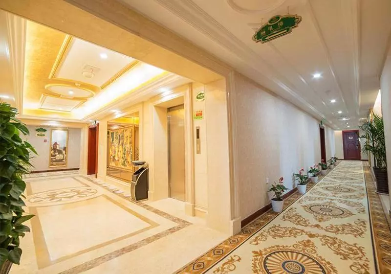 Vienna Hotel Zhejiang Huzhou Changxing Mingzhu Road