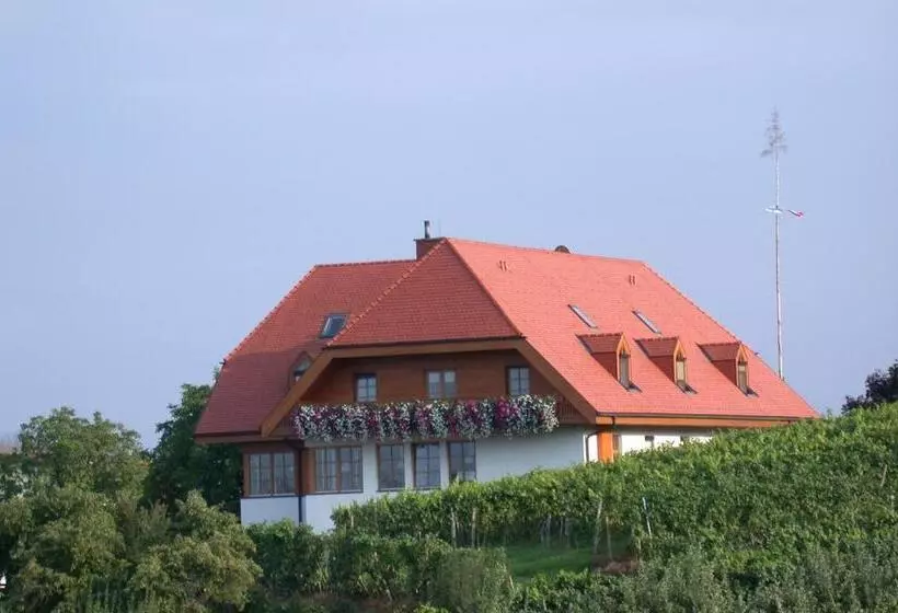 ホテル Weinlandhof