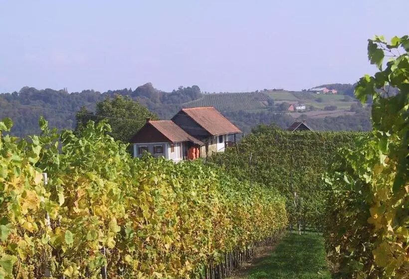 ホテル Weinlandhof