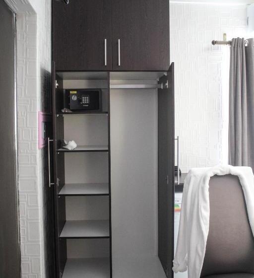 پانسیون A Z Boutique Guesthouse