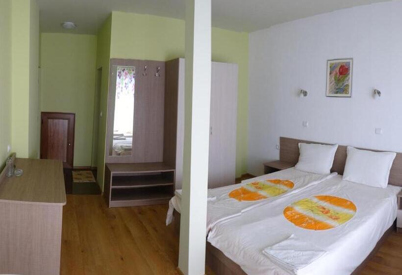 Пансион Guest House Rosa