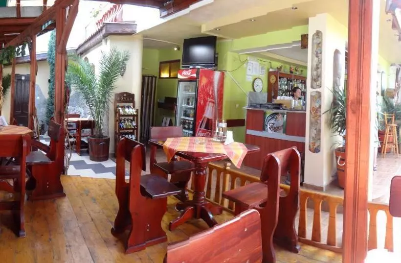 ペンション Guest House Rosa