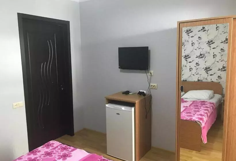 پانسیون Kvariati   Guest House