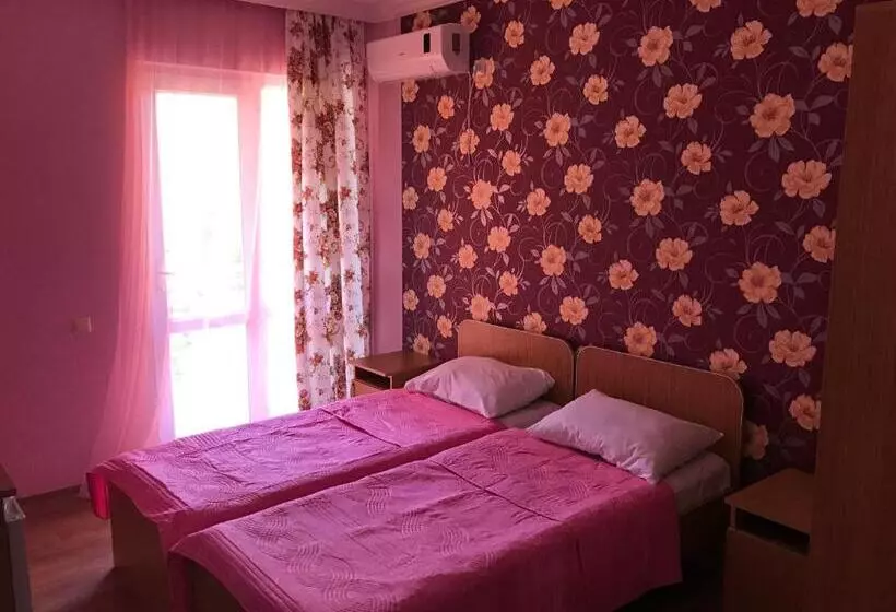 پانسیون Kvariati   Guest House