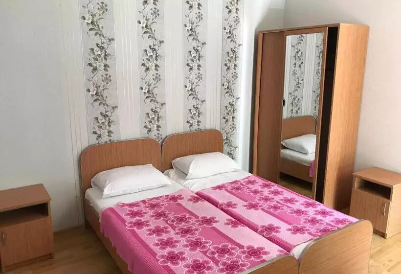 پانسیون Kvariati   Guest House