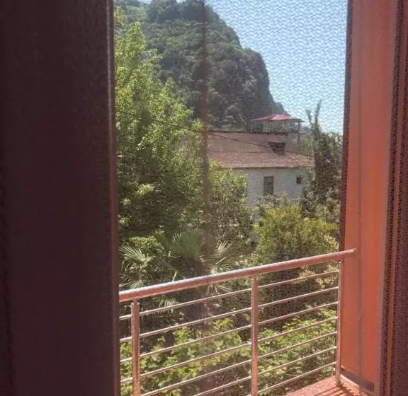 پانسیون Kvariati   Guest House
