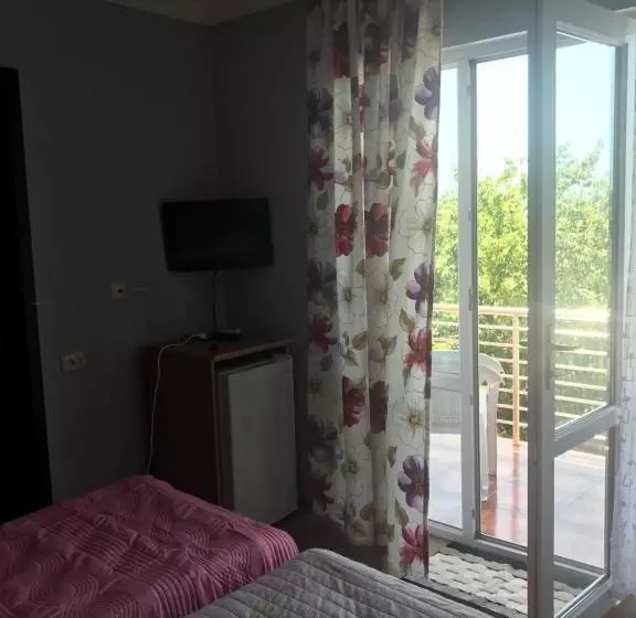 پانسیون Kvariati   Guest House
