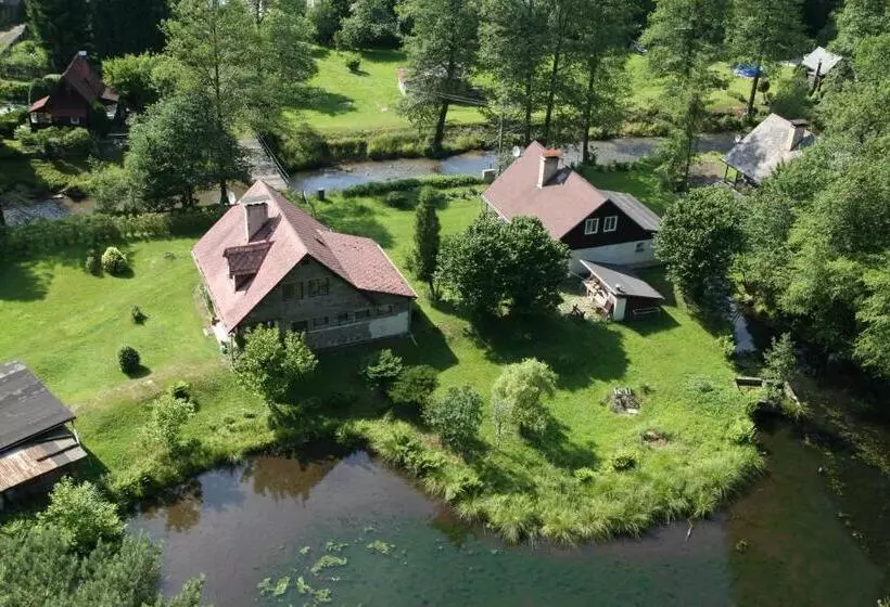 Pension A Restaurant Vesna   české švýcarsko