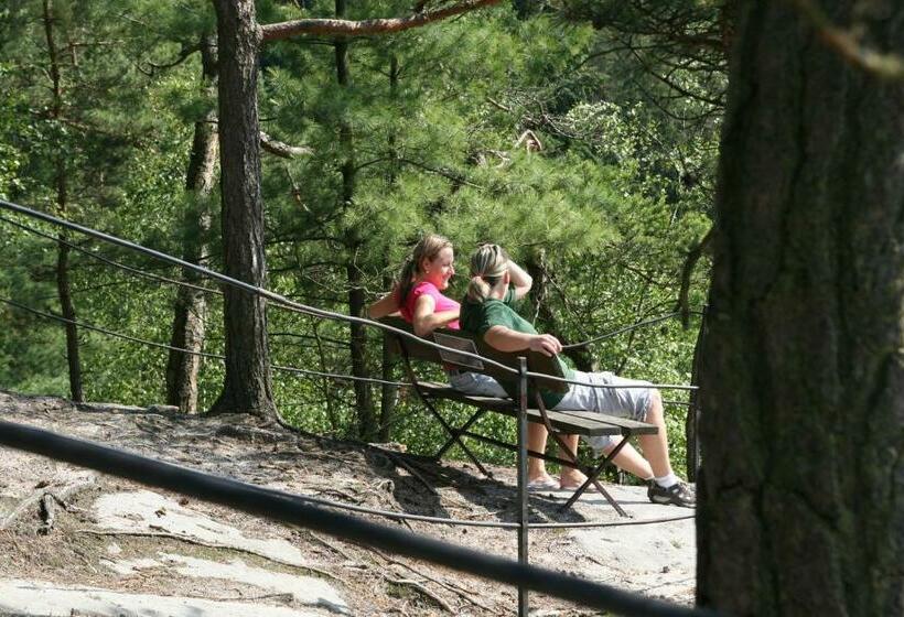 Pension A Restaurant Vesna české švýcarsko