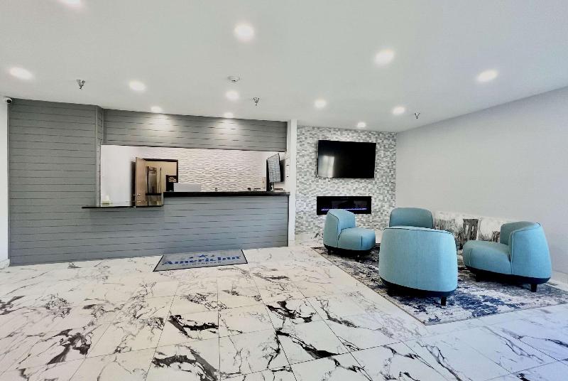 בית מלון כפרי Americinn By Wyndham Quincy