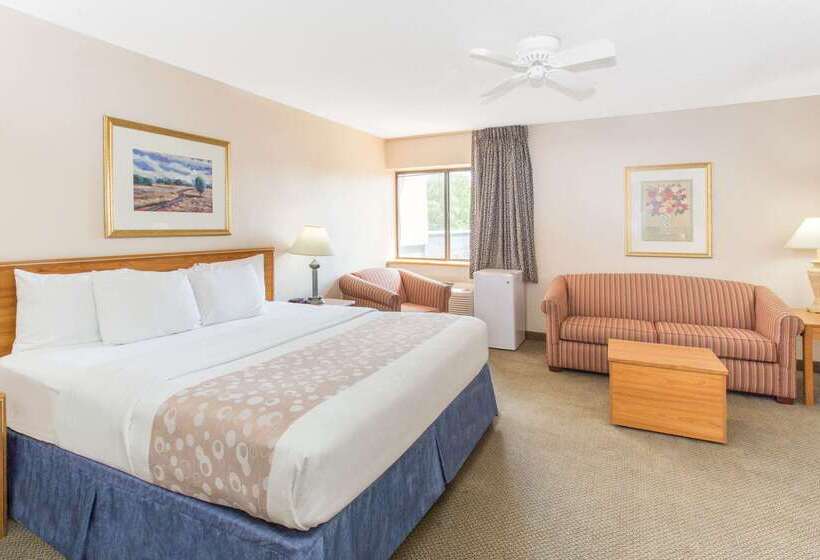 فندق Baymont By Wyndham Davenport