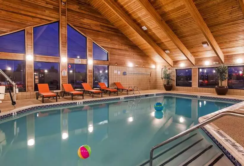 هتل Best Western Plus Newark/christiana Inn