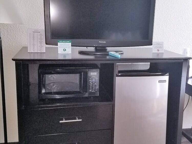 בית מלון כפרי Best Western Plus Newark/christiana Inn