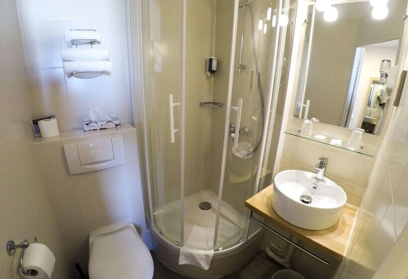 Brit Hotel Quimper Nord