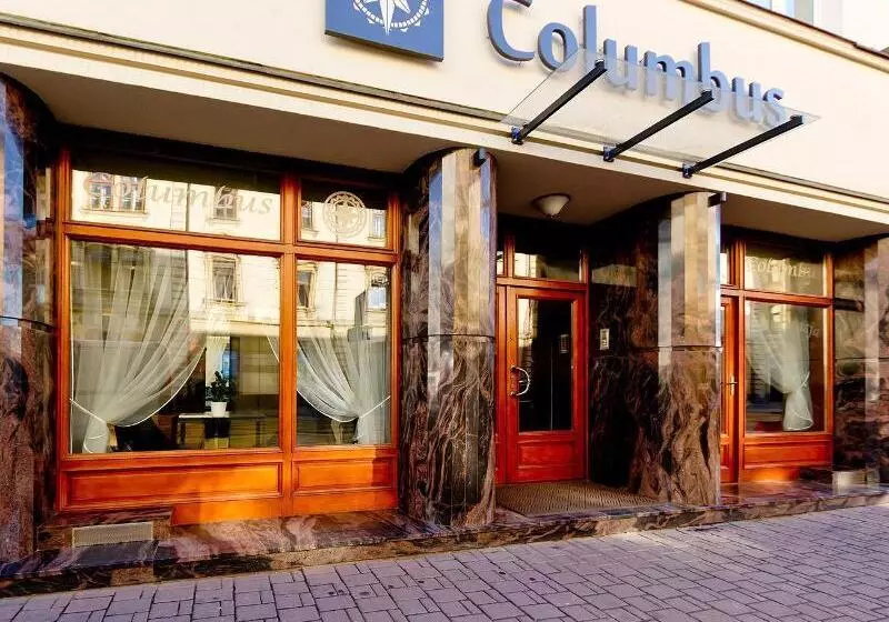 Hotel Columbus