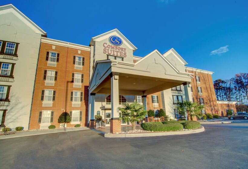 בית מלון כפרי Comfort Suites Newport News Airport