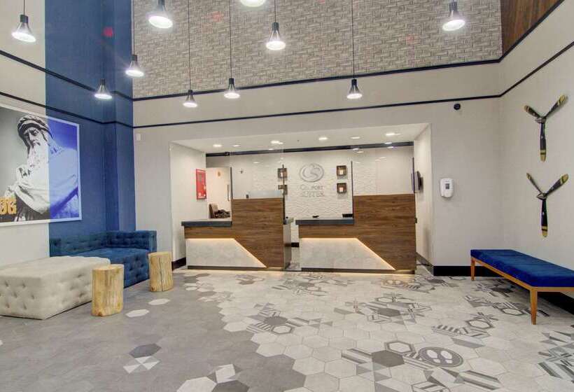 בית מלון כפרי Comfort Suites Newport News Airport