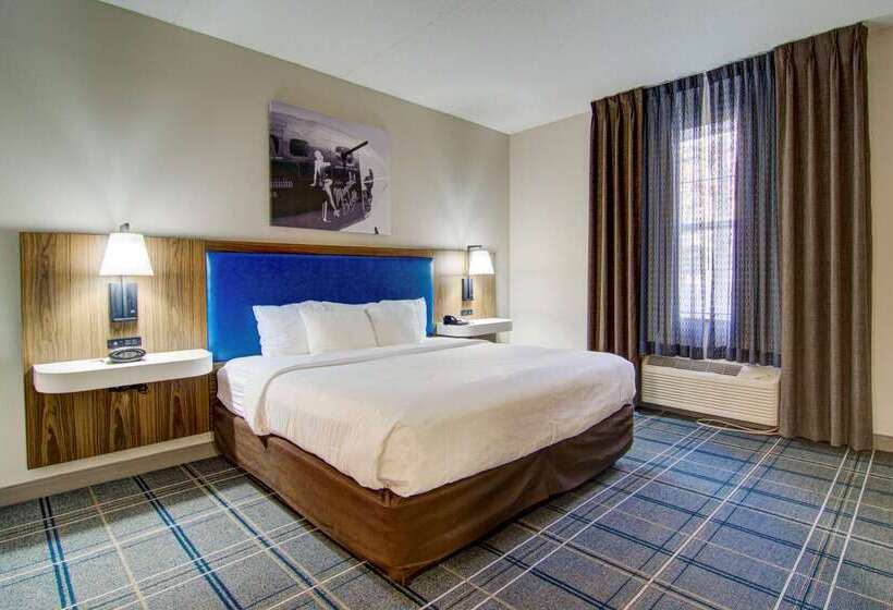 בית מלון כפרי Comfort Suites Newport News Airport