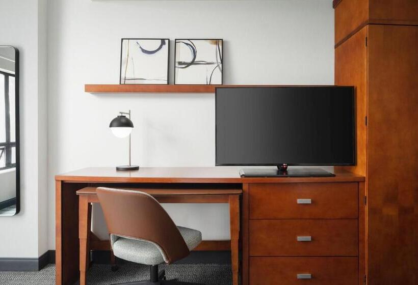 فندق Courtyard By Marriott Washington Capitol Hill/navy Yard