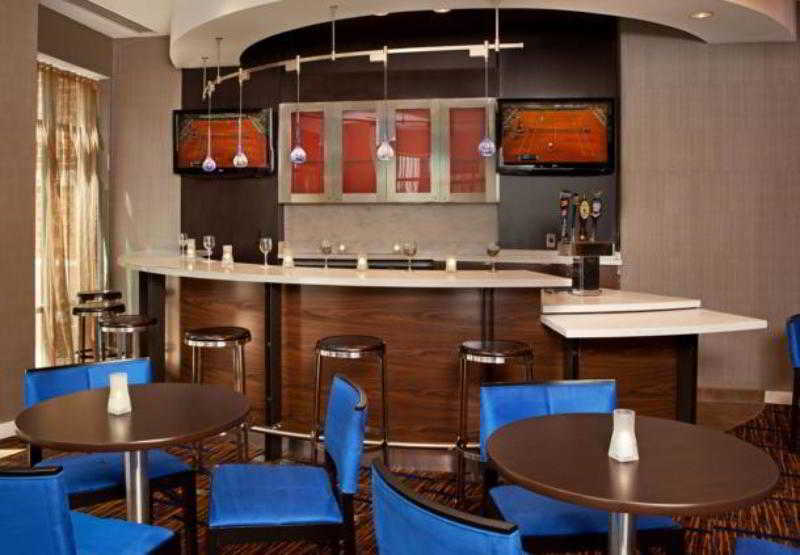 فندق Courtyard By Marriott Washington Capitol Hill/navy Yard