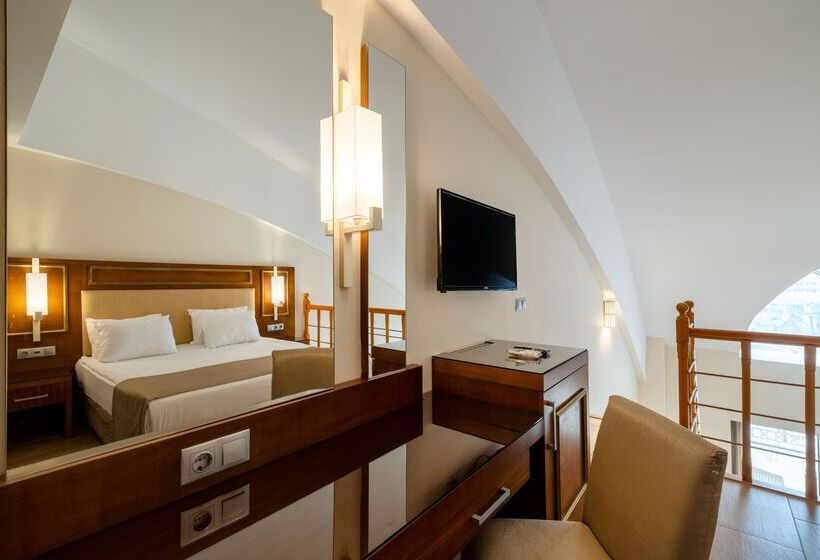 فندق Crystal Prestige Elite