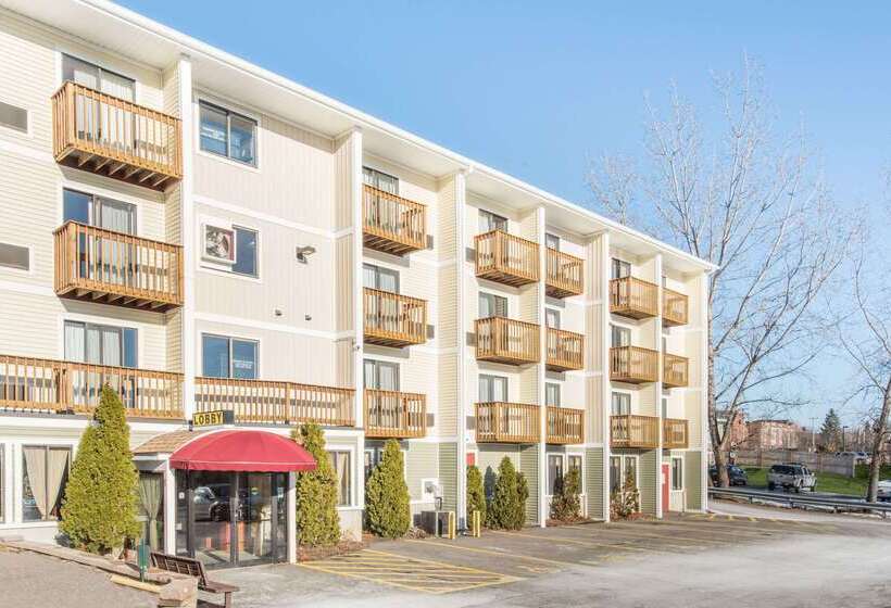 호텔 Days Inn By Wyndham Colchester Burlington