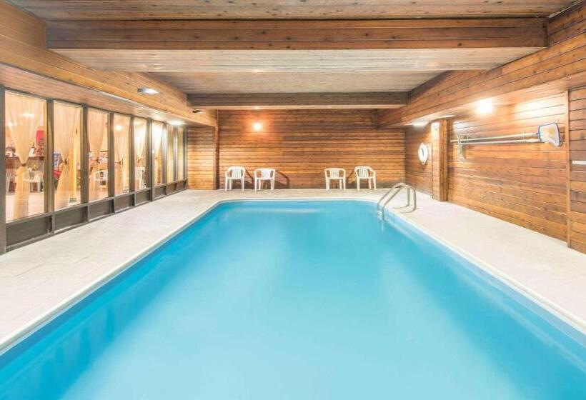 호텔 Days Inn By Wyndham Colchester Burlington