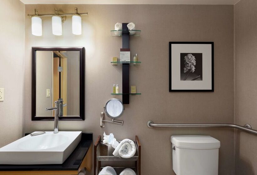 Doubletree By Hilton Hotel Savannah Airport