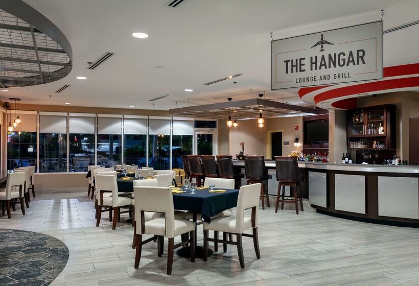 Doubletree By Hilton Hotel Savannah Airport