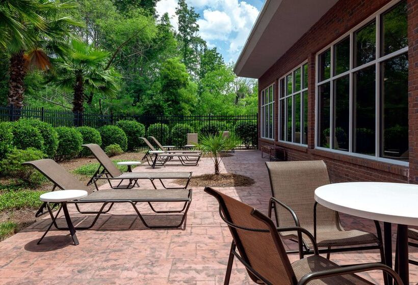 Doubletree By Hilton Hotel Savannah Airport