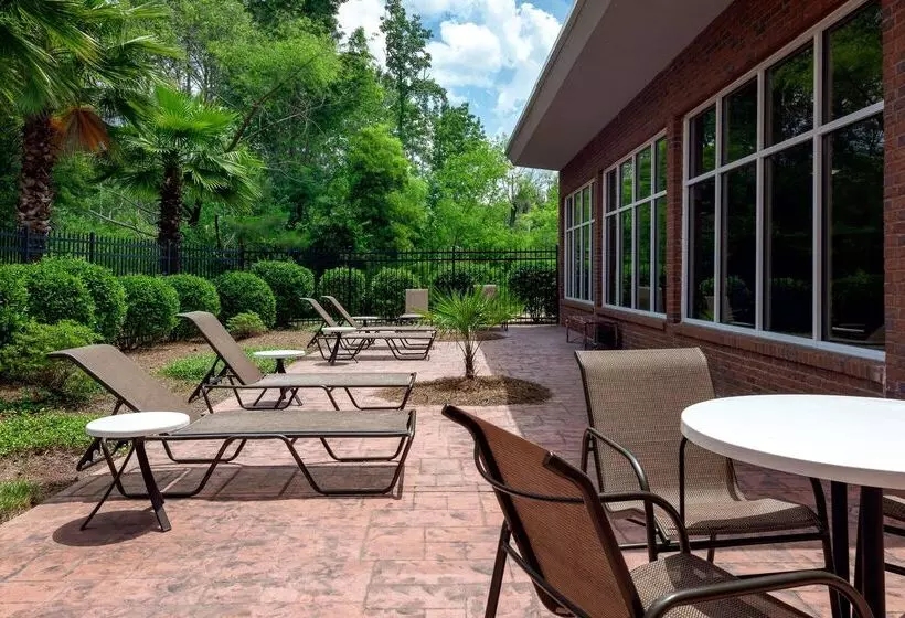 Doubletree By Hilton Hotel Savannah Airport