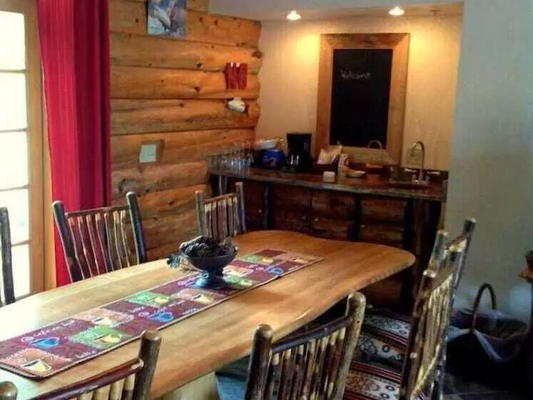 Otel Finger Lakes Lodging