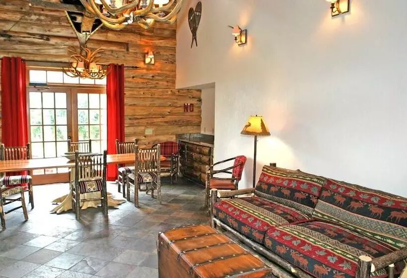 Otel Finger Lakes Lodging