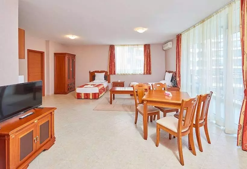 בית מלון כפרי Karolina