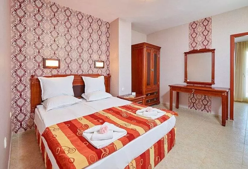 בית מלון כפרי Karolina