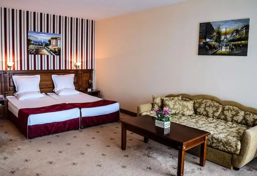 בית מלון כפרי Karolina