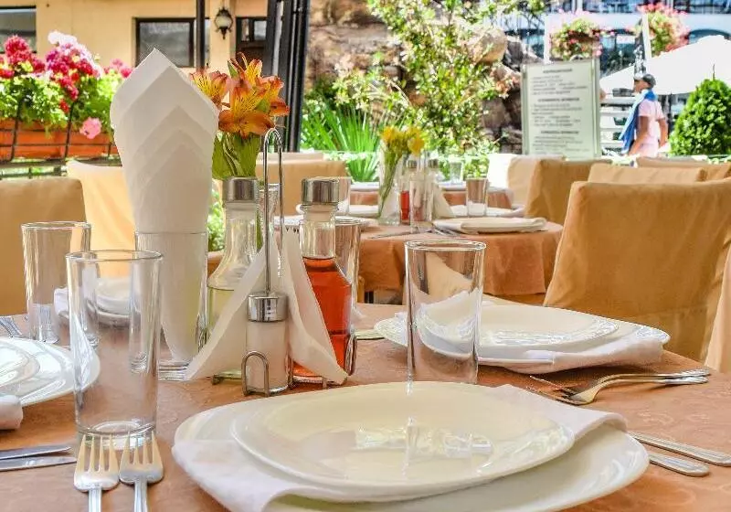 בית מלון כפרי Karolina