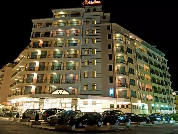 בית מלון כפרי Karolina