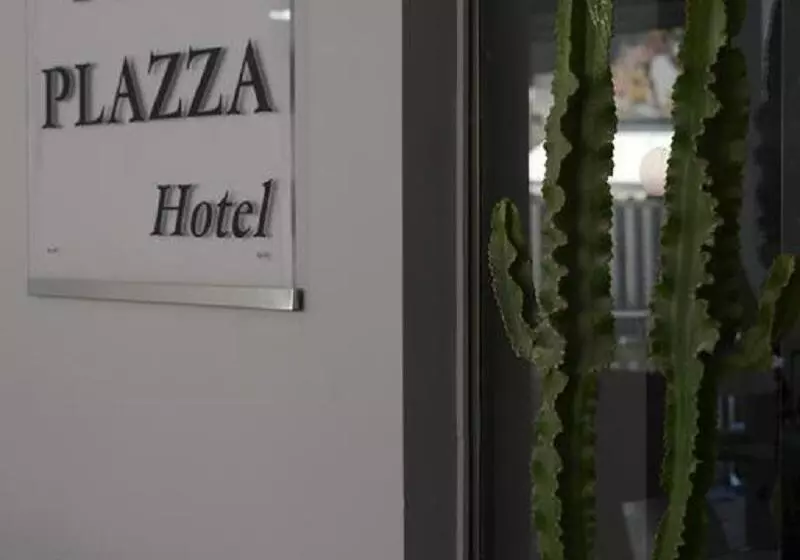 فندق Porto Plazza