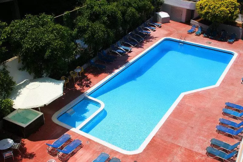 فندق Porto Plazza