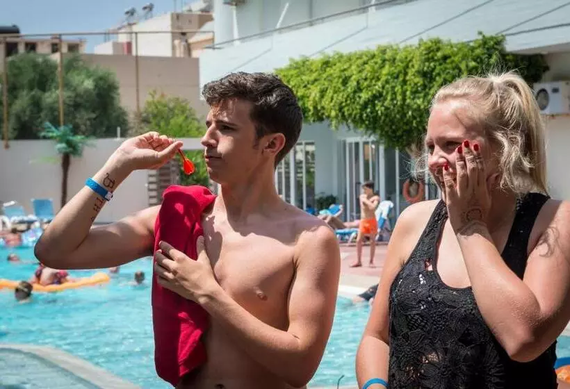 فندق Porto Plazza