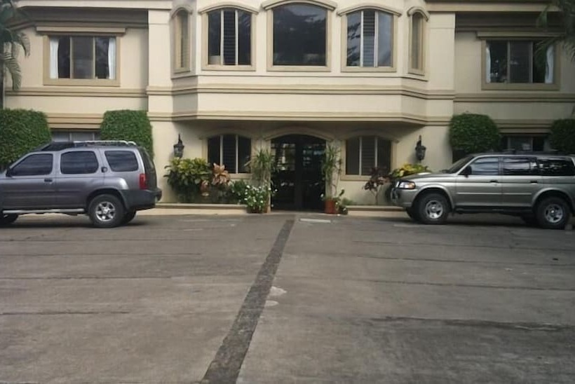 فندق Pueblo Dorado