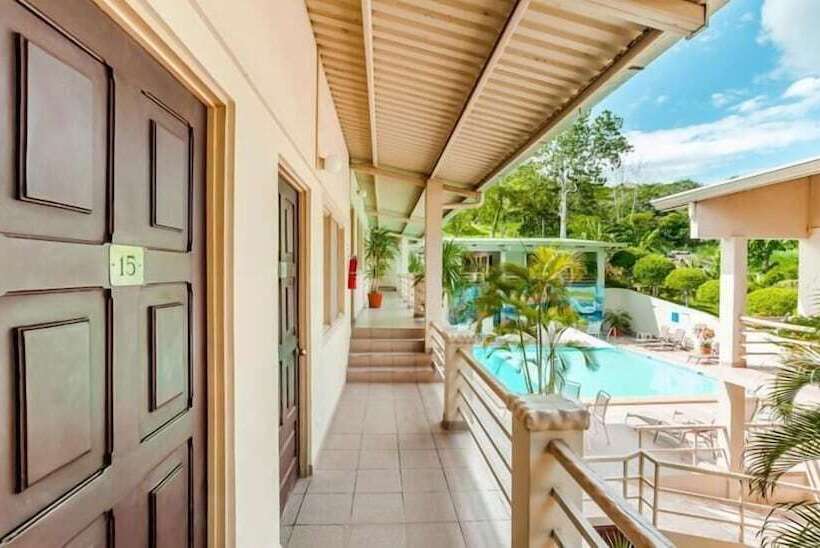 فندق Pueblo Dorado