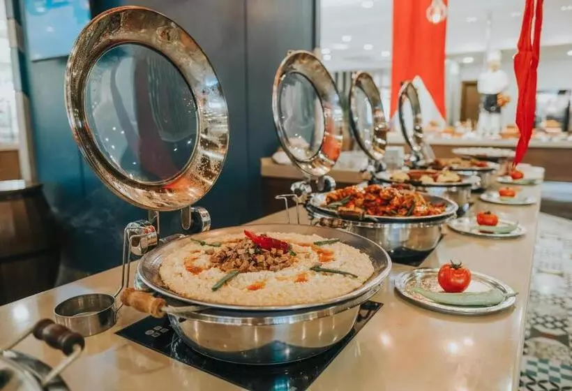 هتل Saturn Palace Resort All Inclusive