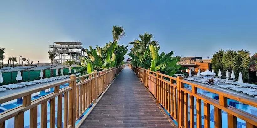 هتل Saturn Palace Resort All Inclusive