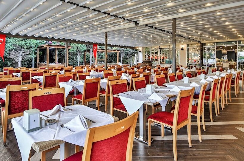 هتل Saturn Palace Resort All Inclusive