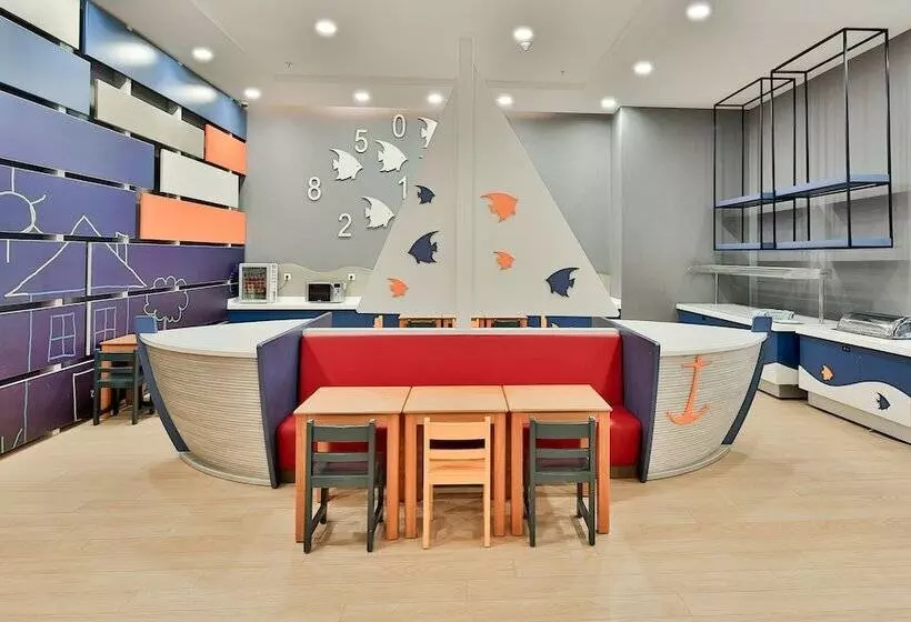 هتل Saturn Palace Resort All Inclusive